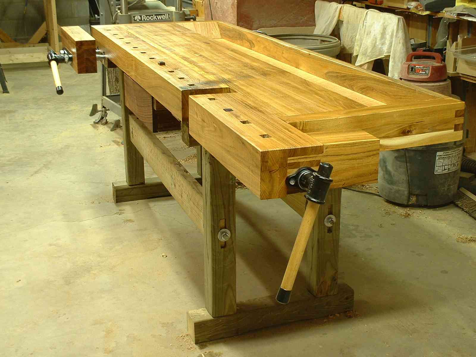 Woodworking Living Room Bench With Storage